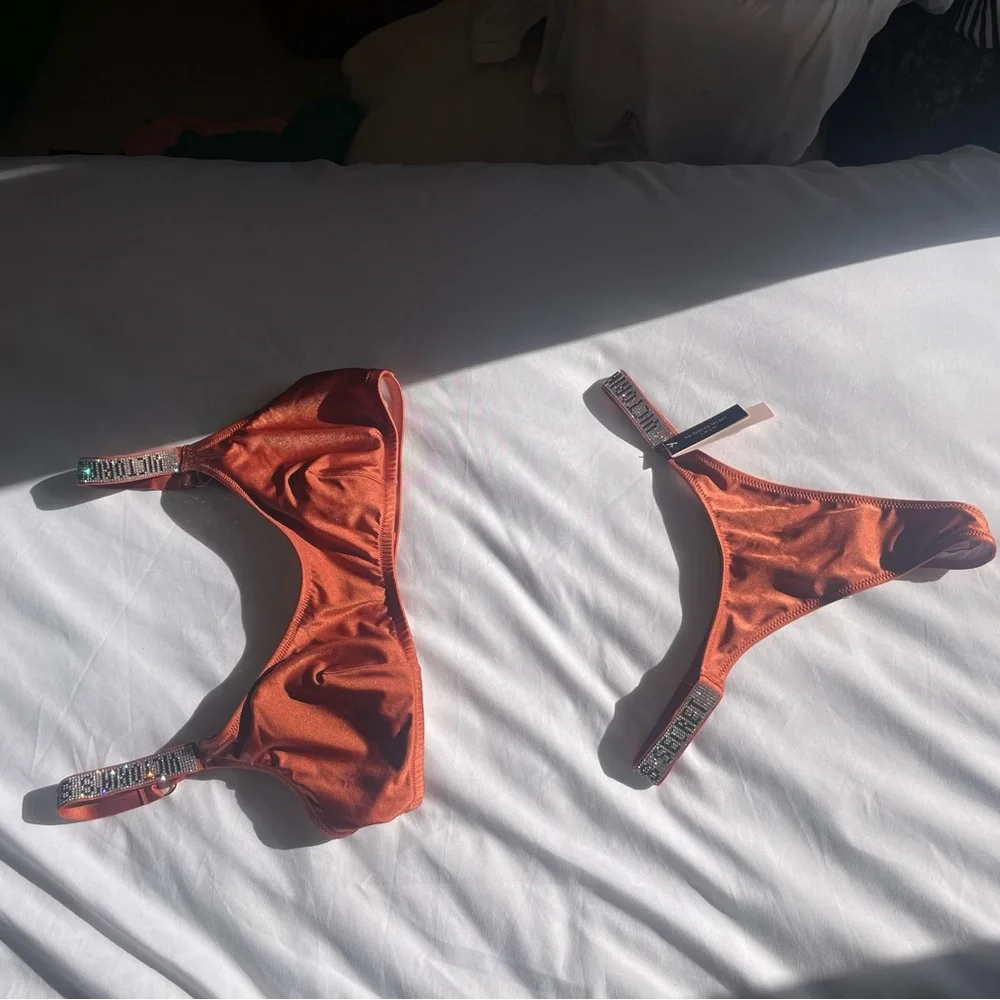Bikini Set L/S - Picture 16 of 16